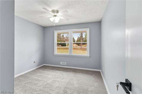 9486 York Road North Royalton OH 44133