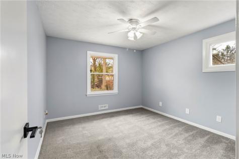 9486 York Road North Royalton OH 44133