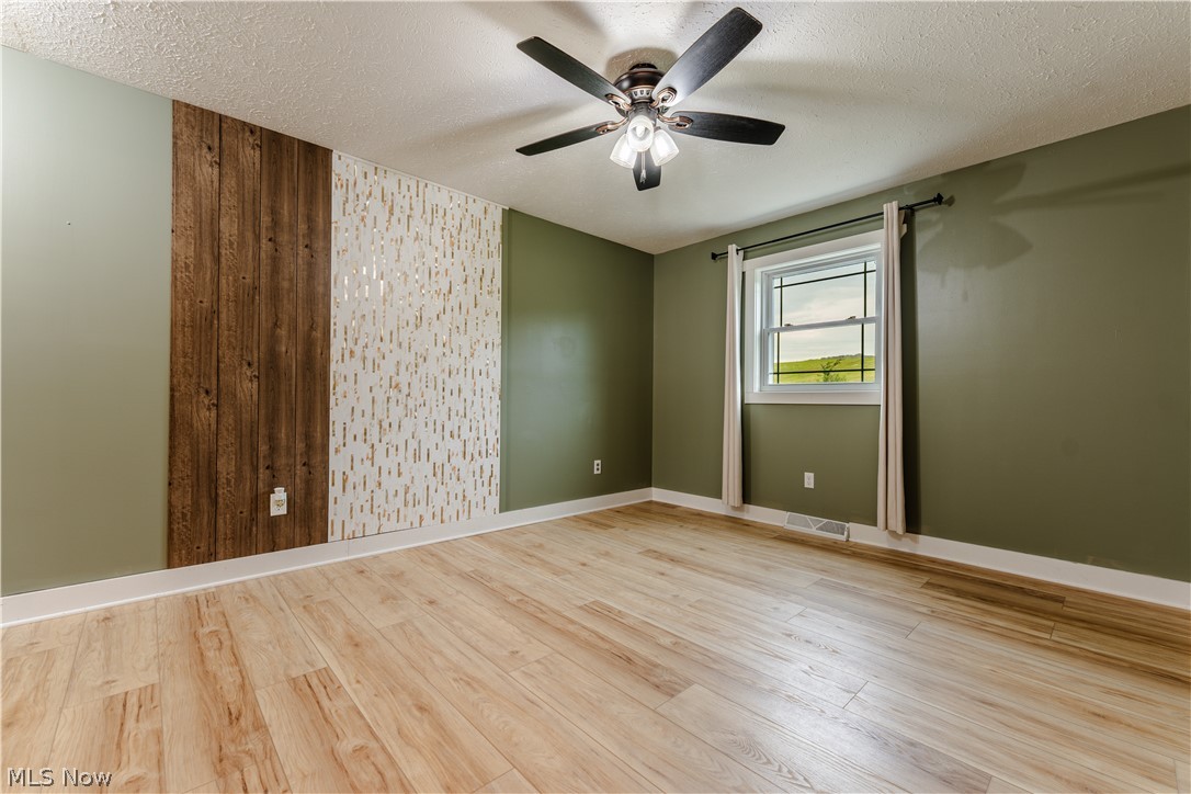1106 Shutt Valley Road NW Sugarcreek OH 44681