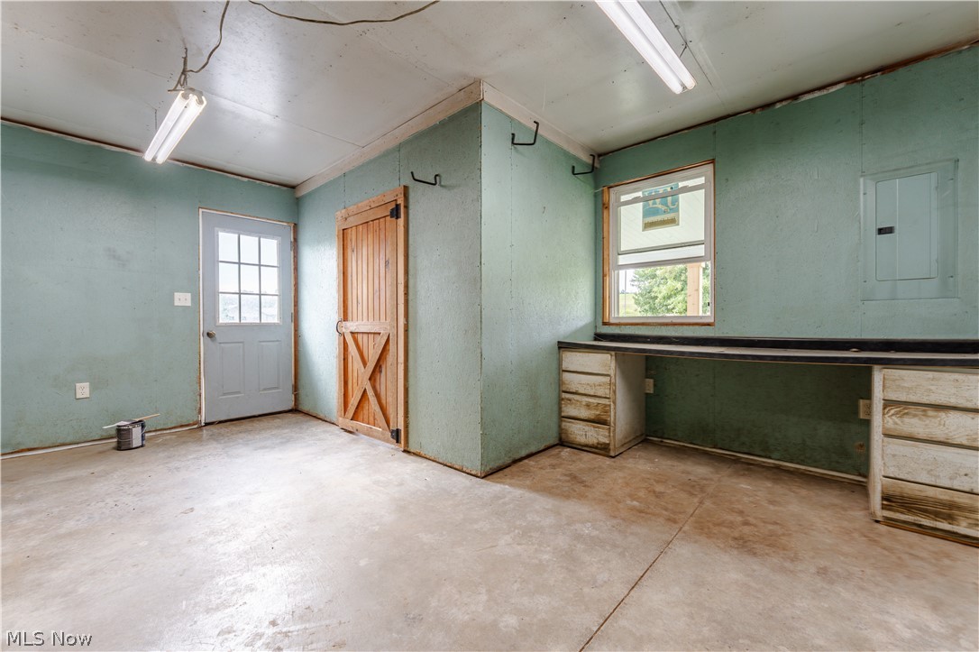 1106 Shutt Valley Road NW Sugarcreek OH 44681