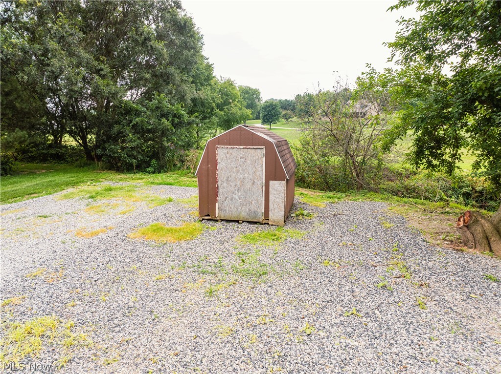 1106 Shutt Valley Road NW Sugarcreek OH 44681