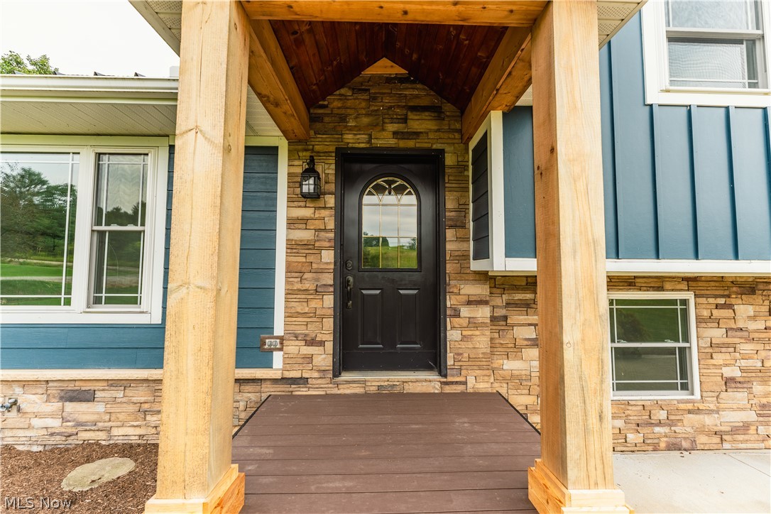 1106 Shutt Valley Road NW Sugarcreek OH 44681