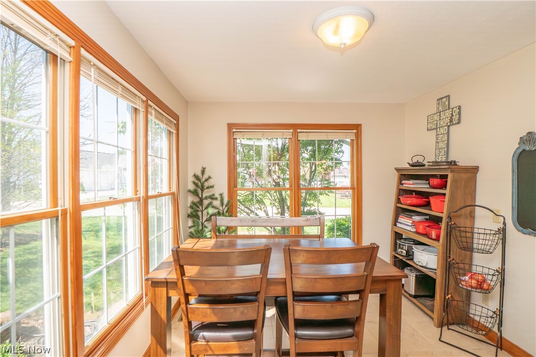 1204 Stone Crossing Street NE Canton OH 44721