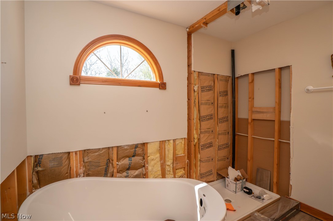 1204 Stone Crossing Street NE Canton OH 44721