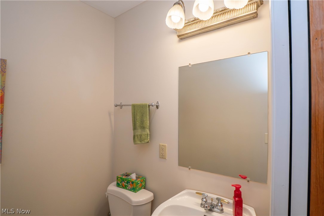 1204 Stone Crossing Street NE Canton OH 44721