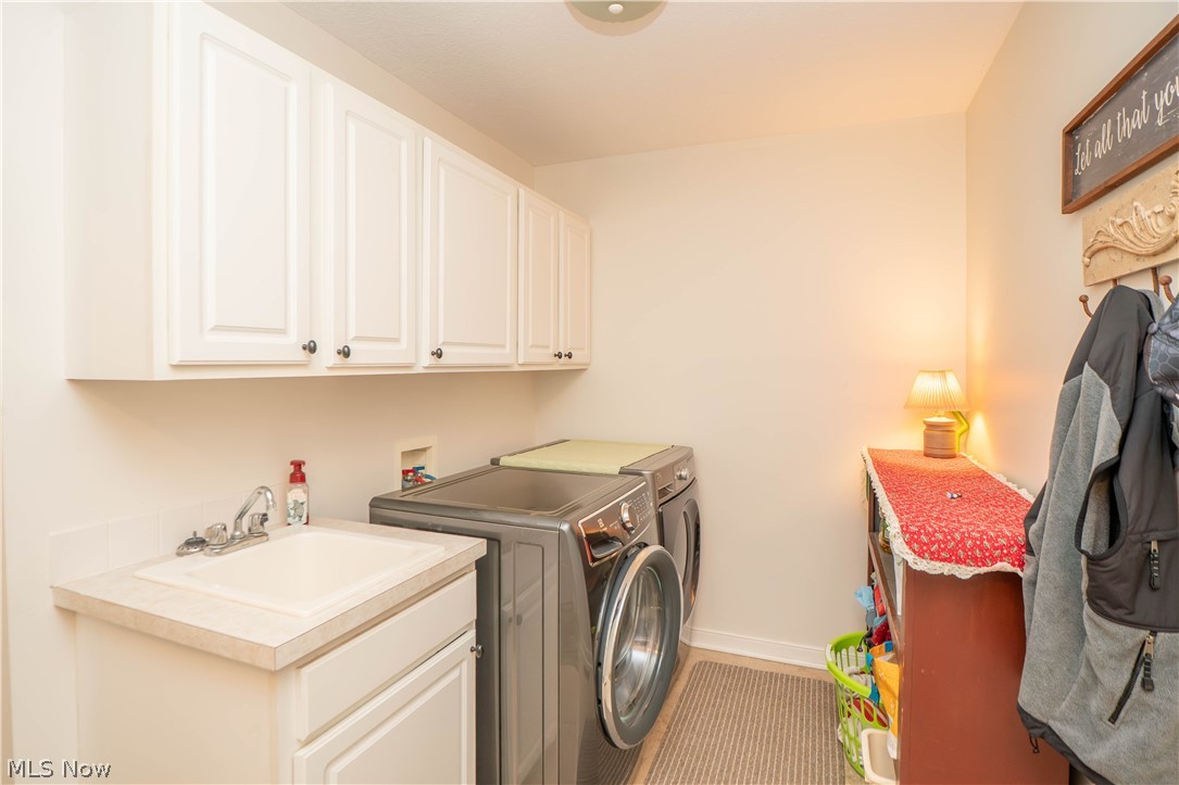 1204 Stone Crossing Street NE Canton OH 44721