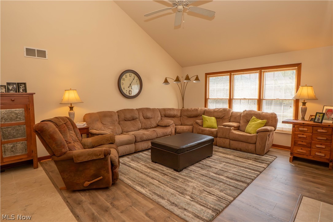 1204 Stone Crossing Street NE Canton OH 44721