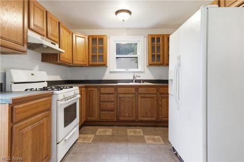 2507 Conrad Avenue Akron OH 44314