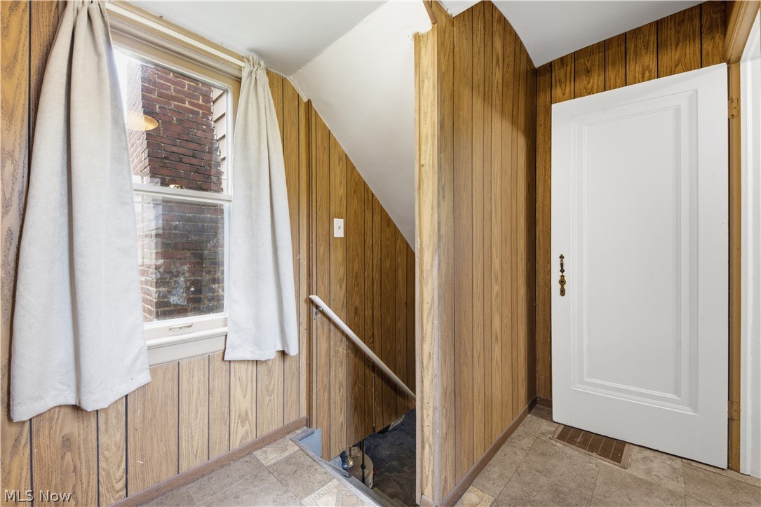 2507 Conrad Avenue Akron OH 44314