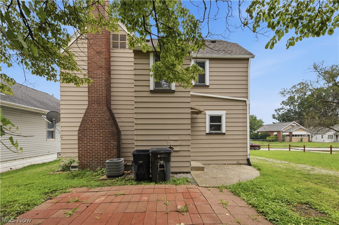 2507 Conrad Avenue Akron OH 44314