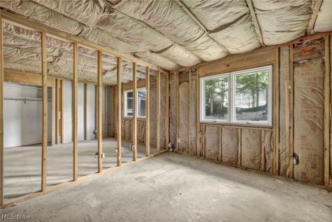 246 Windward Drive Elyria OH 44035