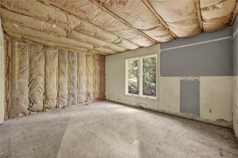 246 Windward Drive Elyria OH 44035