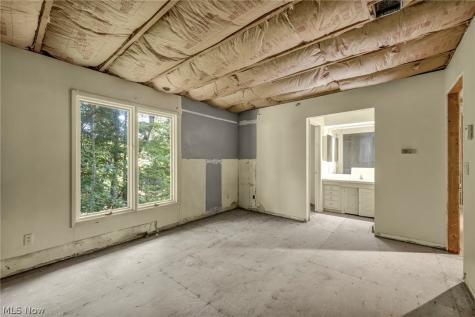 246 Windward Drive Elyria OH 44035