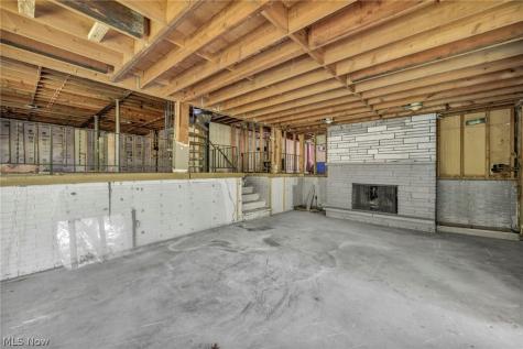 246 Windward Drive Elyria OH 44035