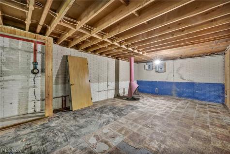 246 Windward Drive Elyria OH 44035
