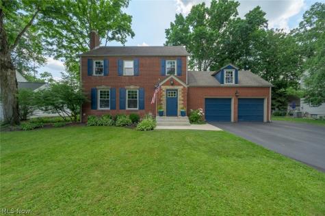245 Griswold Drive Youngstown OH 44512