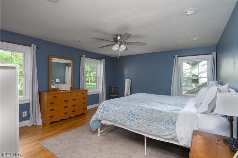 245 Griswold Drive Youngstown OH 44512