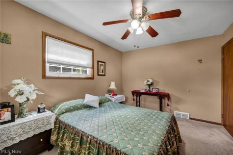 6247 Alderwood Road Parma Heights OH 44130