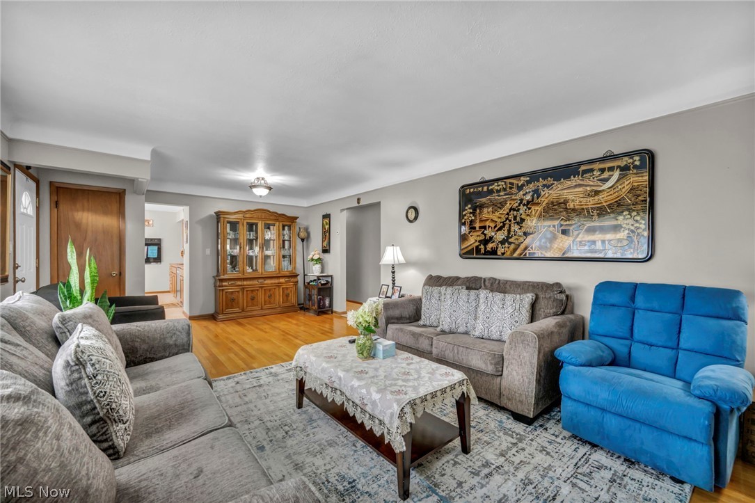6247 Alderwood Road Parma Heights OH 44130