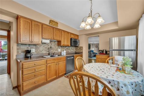 6247 Alderwood Road Parma Heights OH 44130