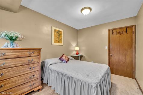 6247 Alderwood Road Parma Heights OH 44130