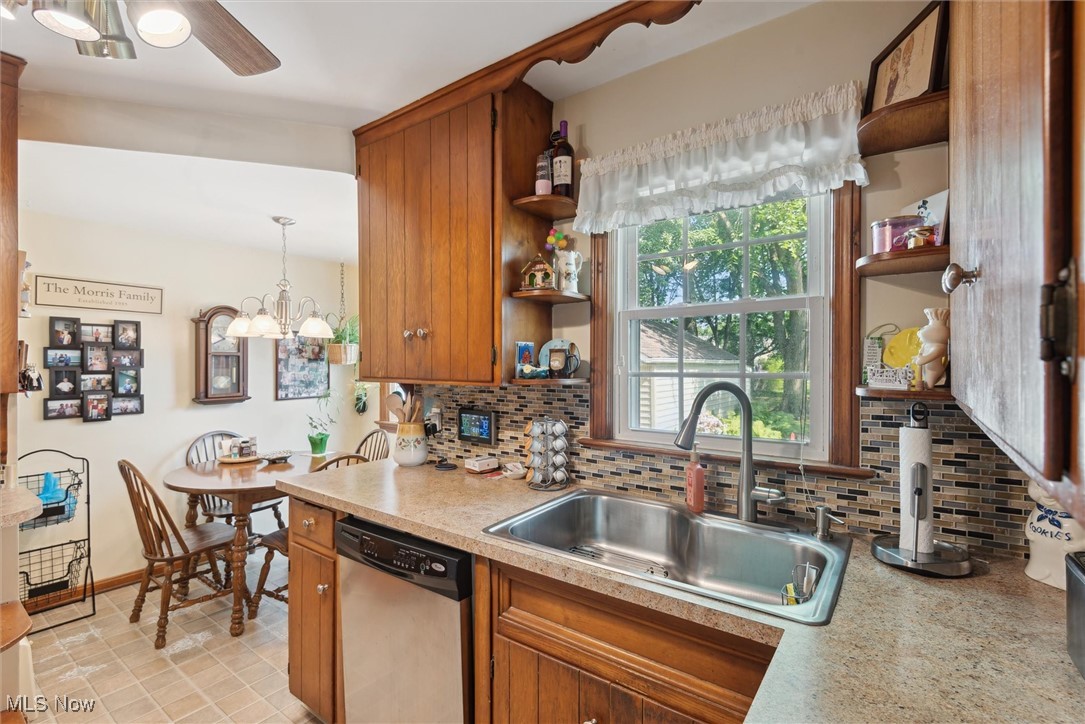 5291 Spencer Road Lyndhurst OH 44124