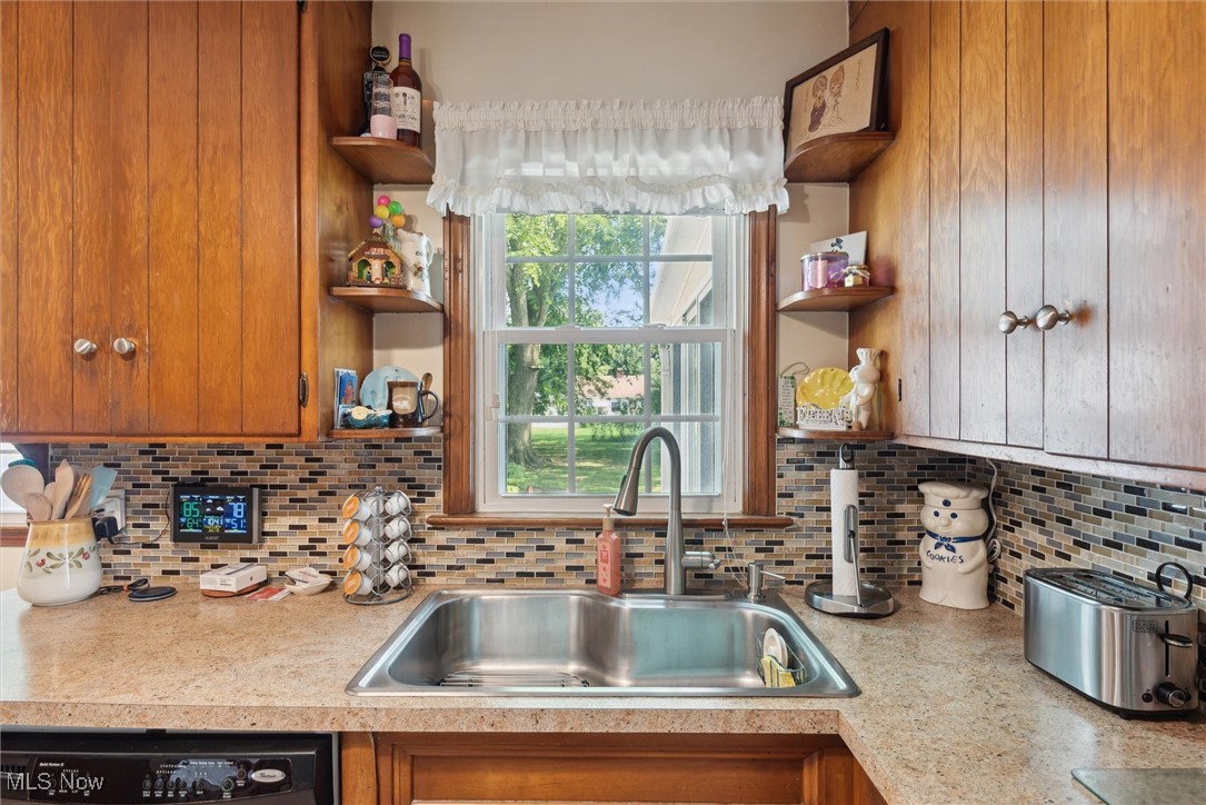 5291 Spencer Road Lyndhurst OH 44124
