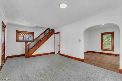 909 Lake Avenue Elyria OH 44035