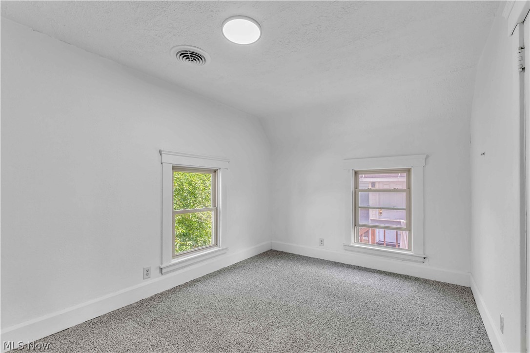 909 Lake Avenue Elyria OH 44035