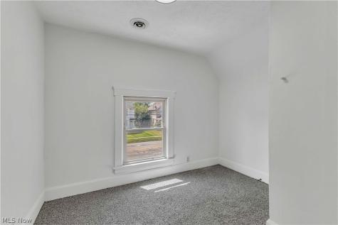 909 Lake Avenue Elyria OH 44035