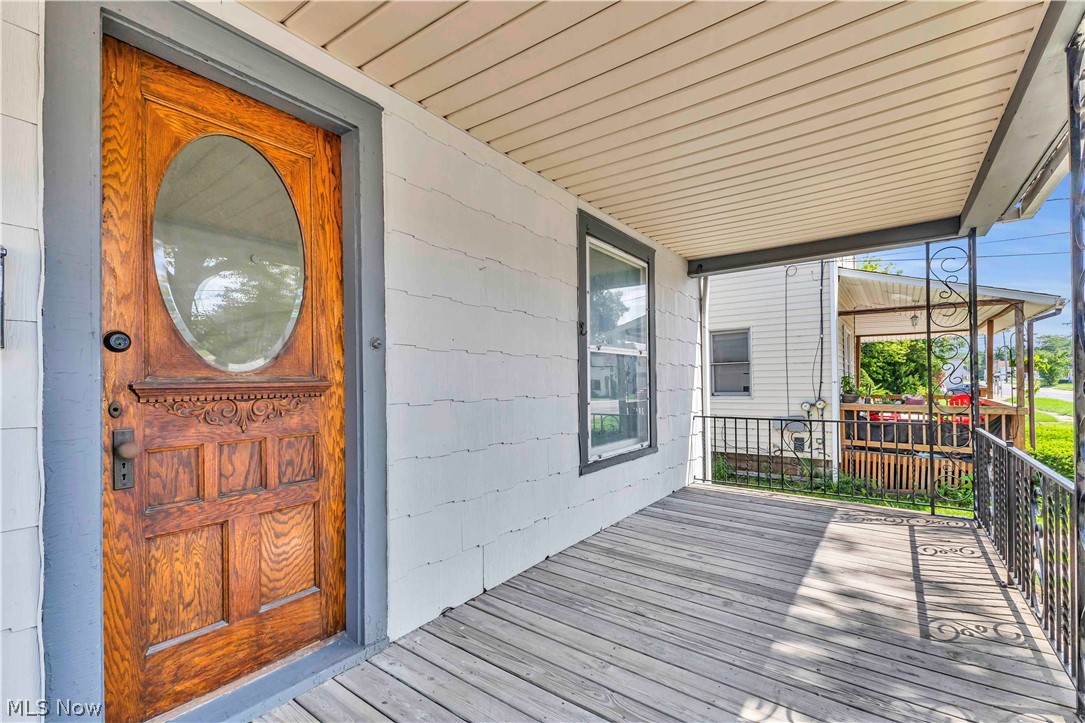 909 Lake Avenue Elyria OH 44035