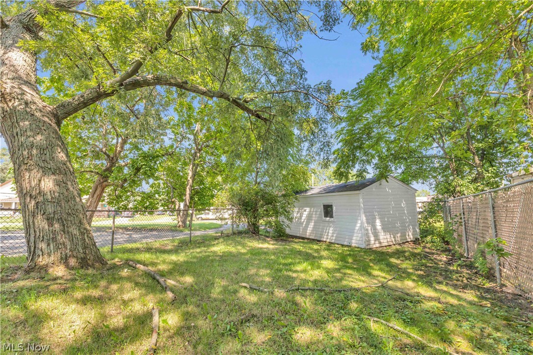 909 Lake Avenue Elyria OH 44035