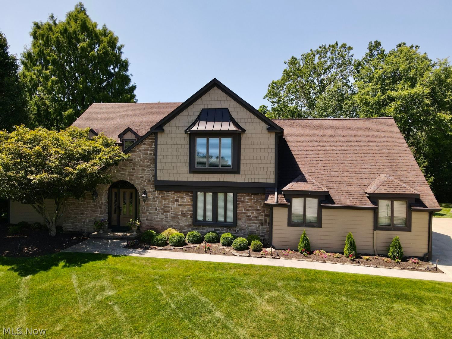 Hinckley OH, 206 Brookside Boulevard