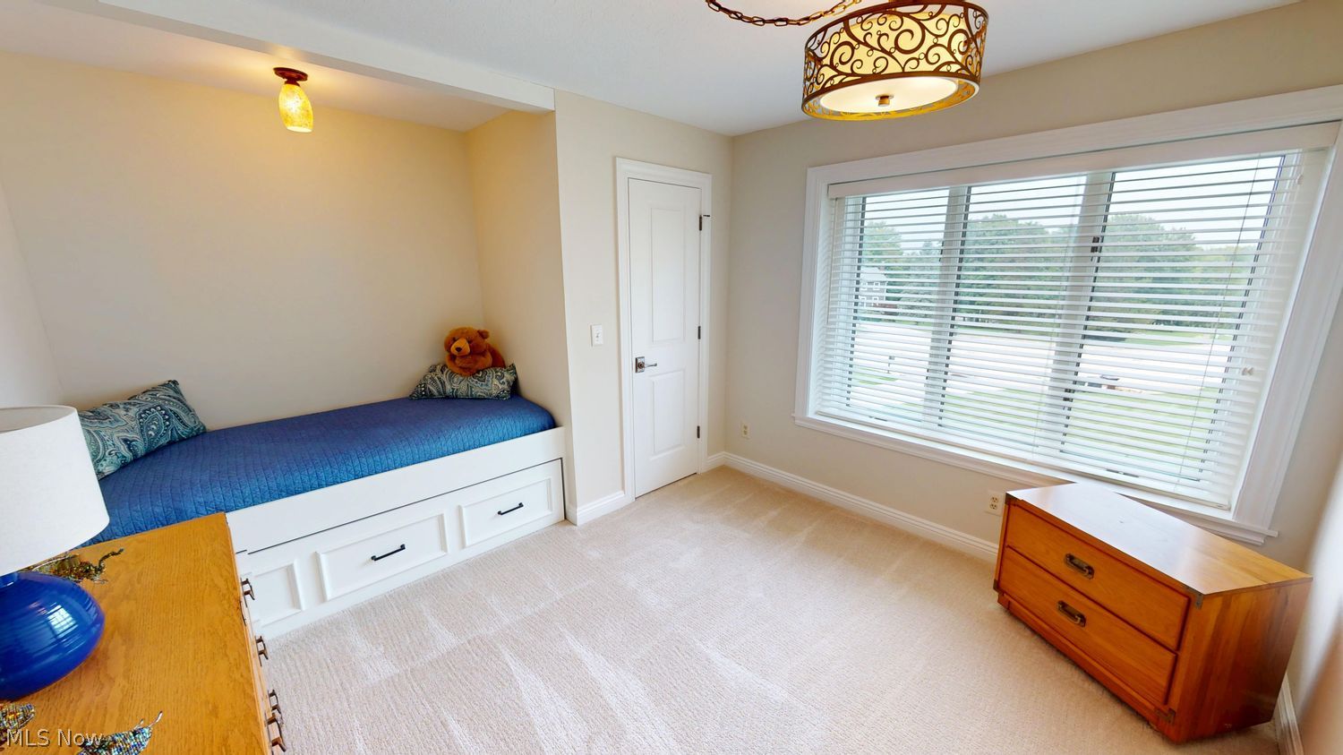 206 Brookside Boulevard Hinckley OH 44233