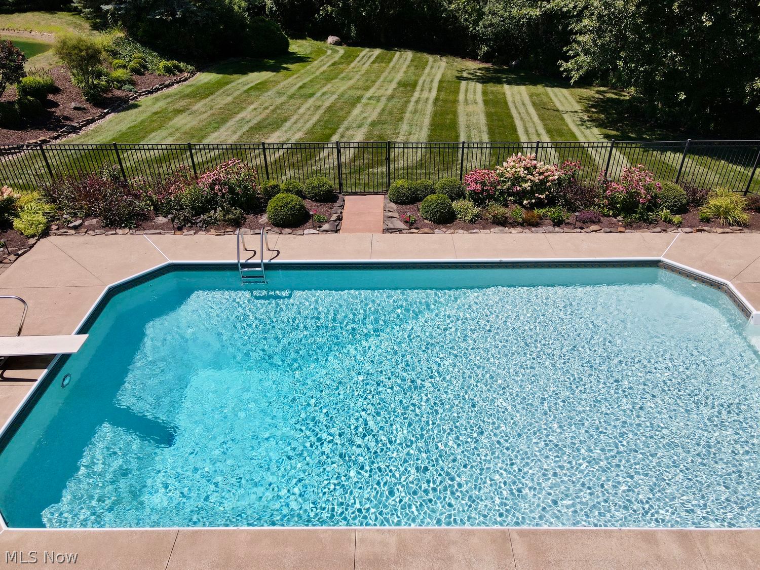 206 Brookside Boulevard Hinckley OH 44233