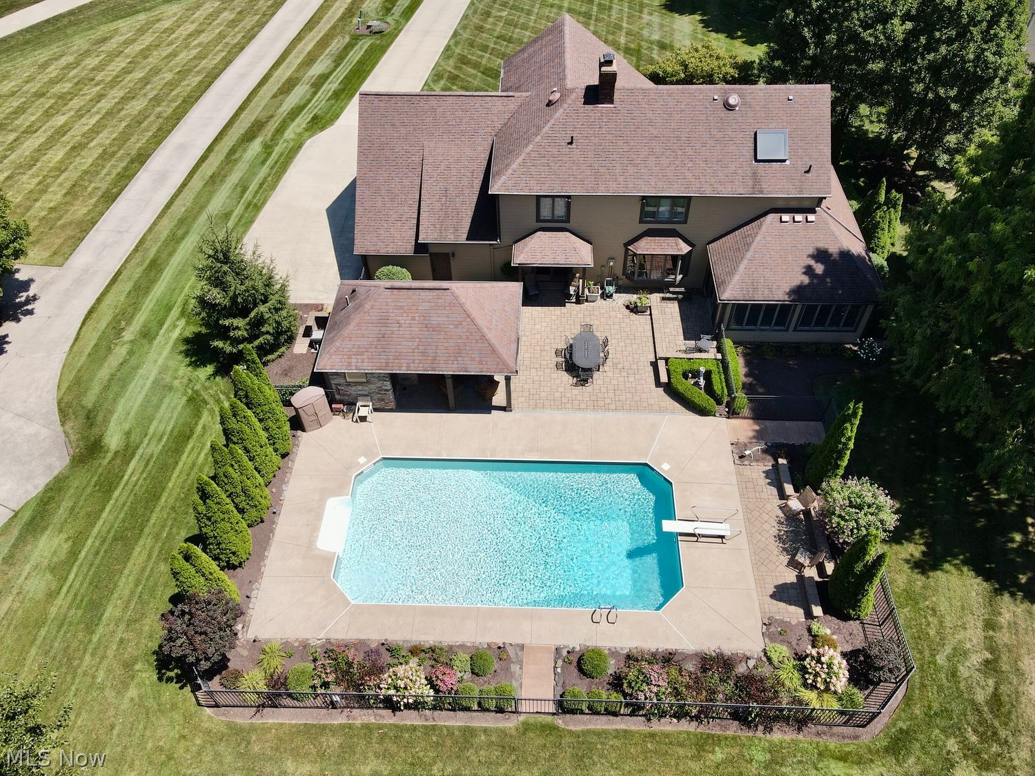 206 Brookside Boulevard Hinckley OH 44233