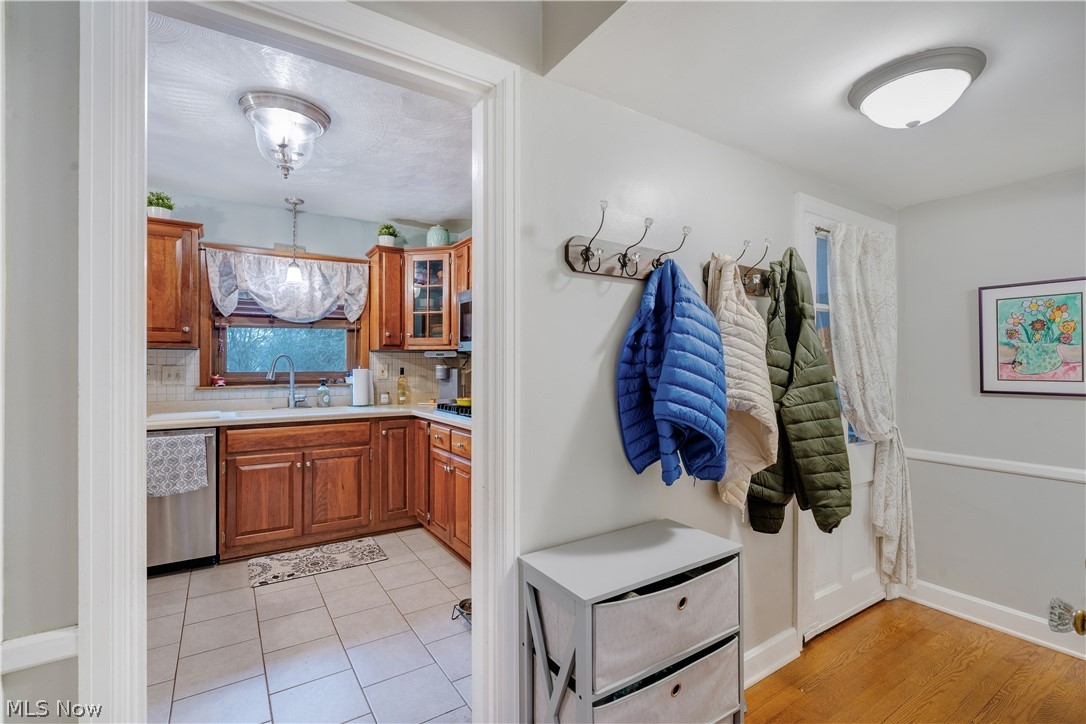 204 Edna Street Poland OH 44514
