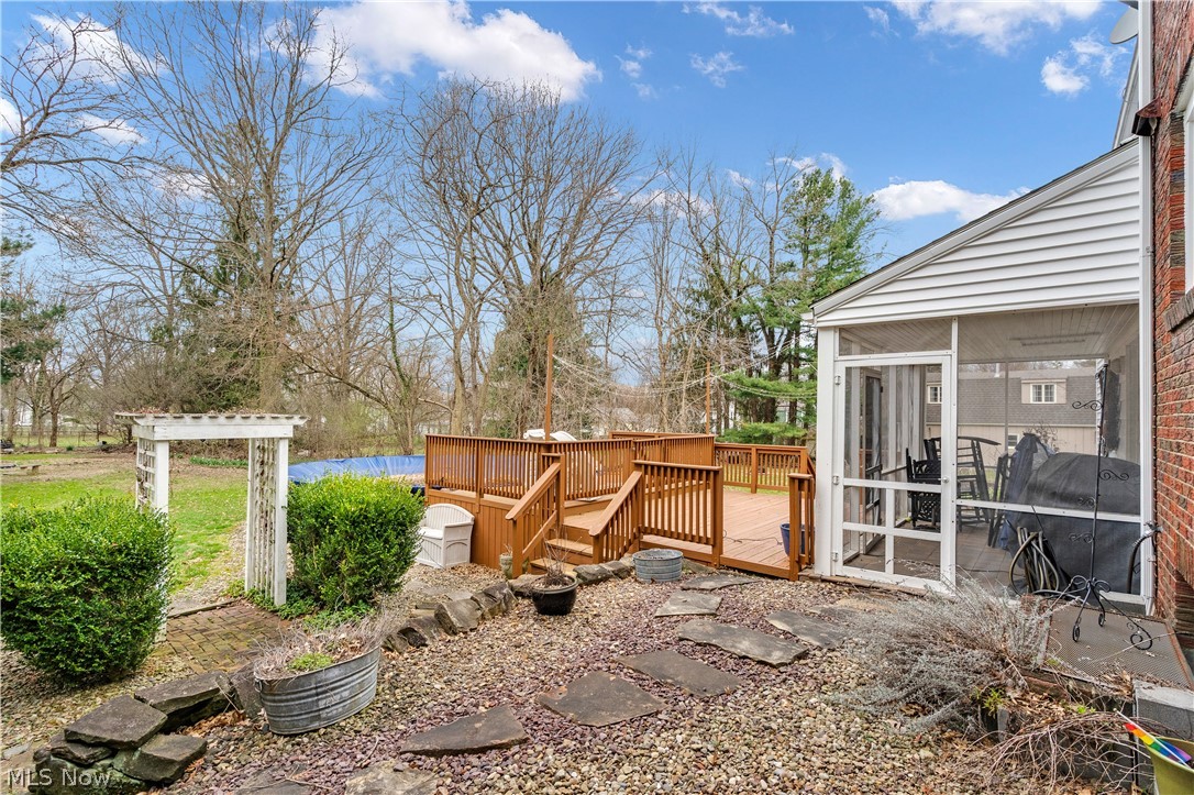 204 Edna Street Poland OH 44514