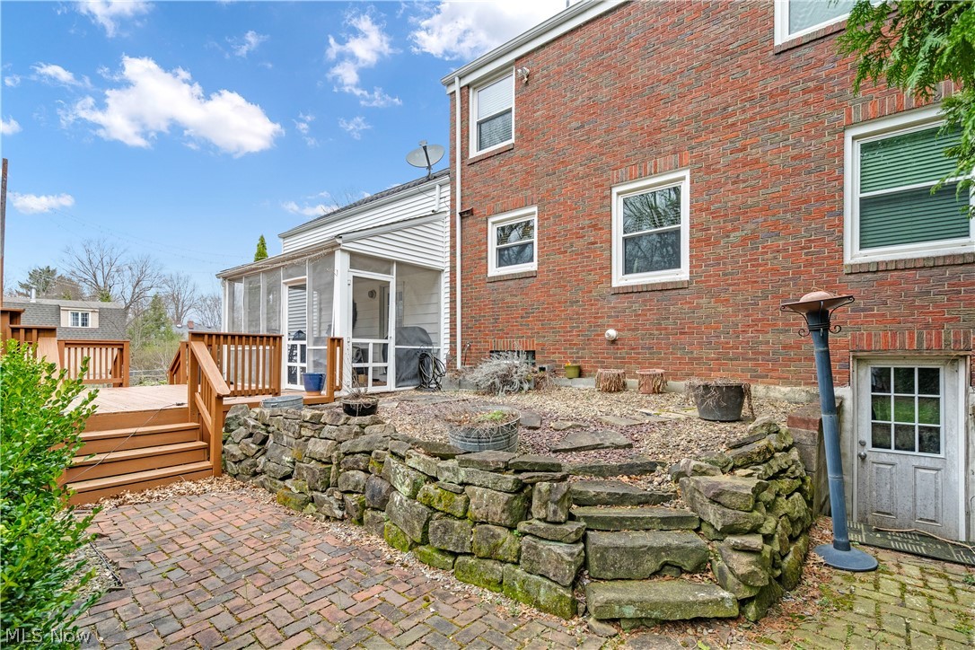 204 Edna Street Poland OH 44514