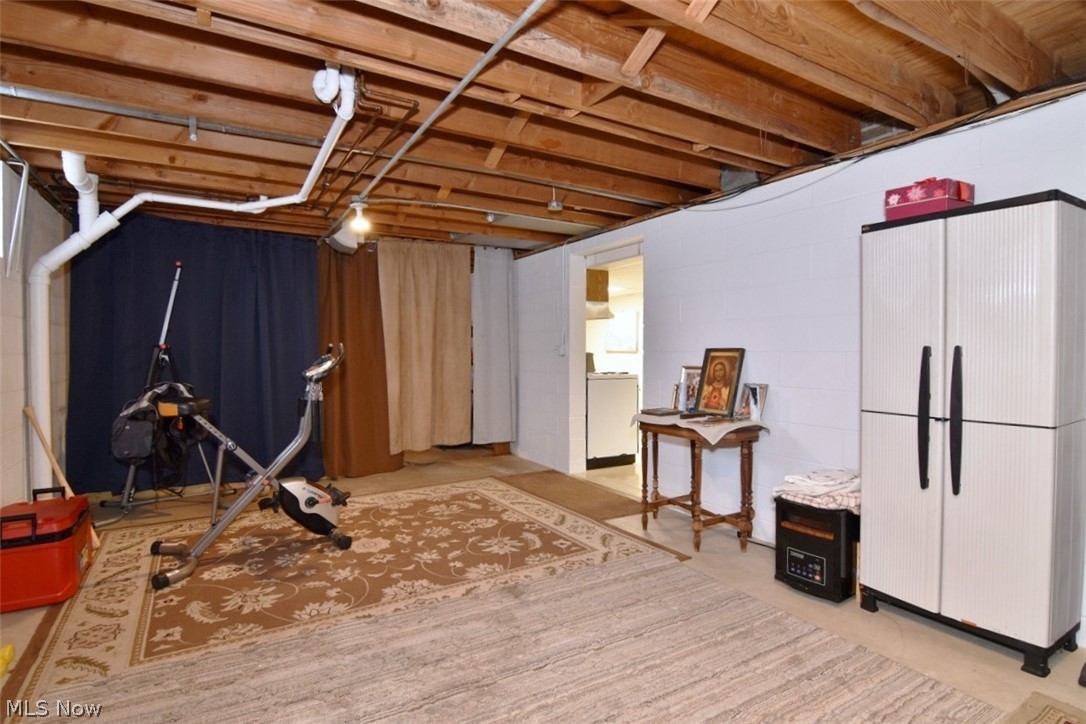 115 E 211th Street Euclid OH 44123