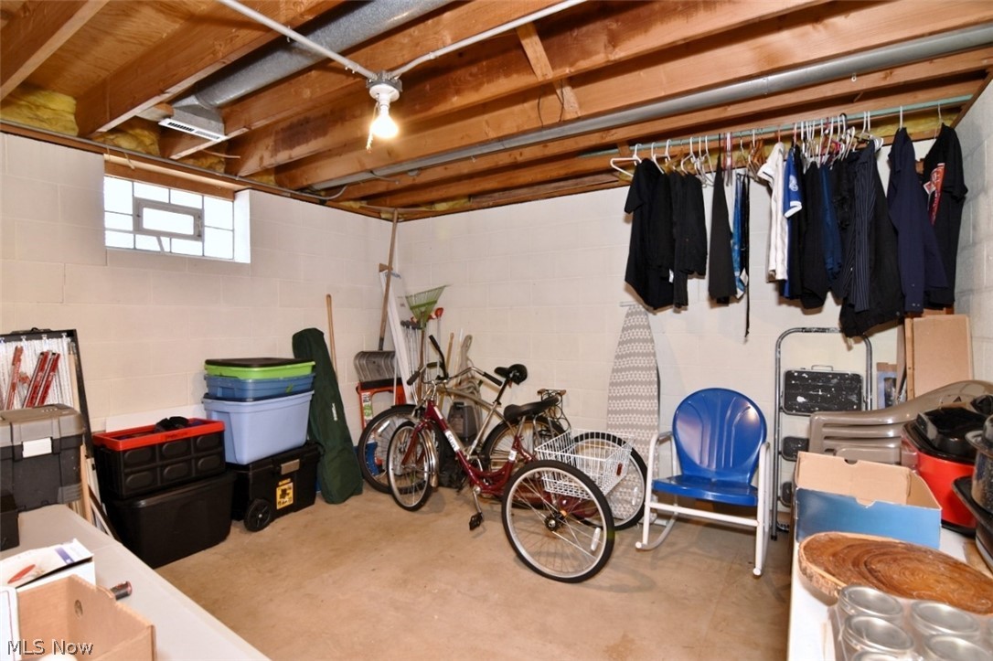 115 E 211th Street Euclid OH 44123