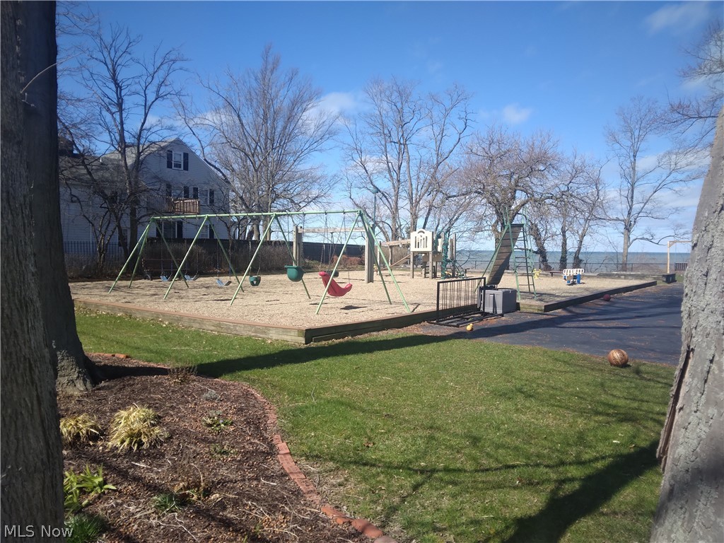 115 E 211th Street Euclid OH 44123