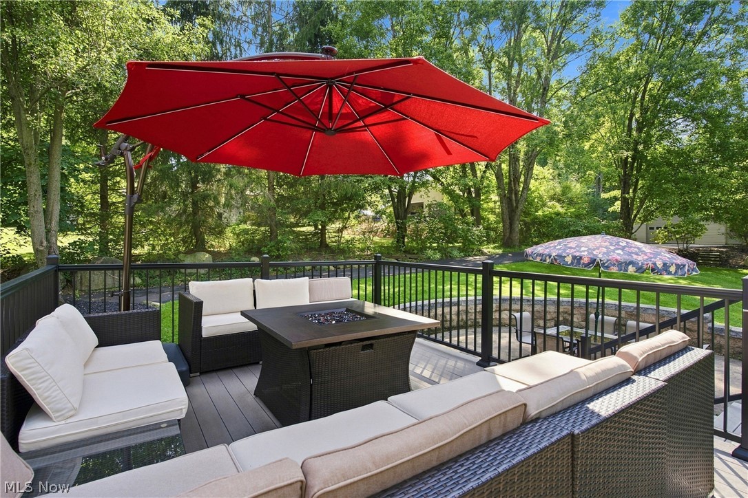 11089 Carriage Hill Drive Chagrin Falls OH 44023