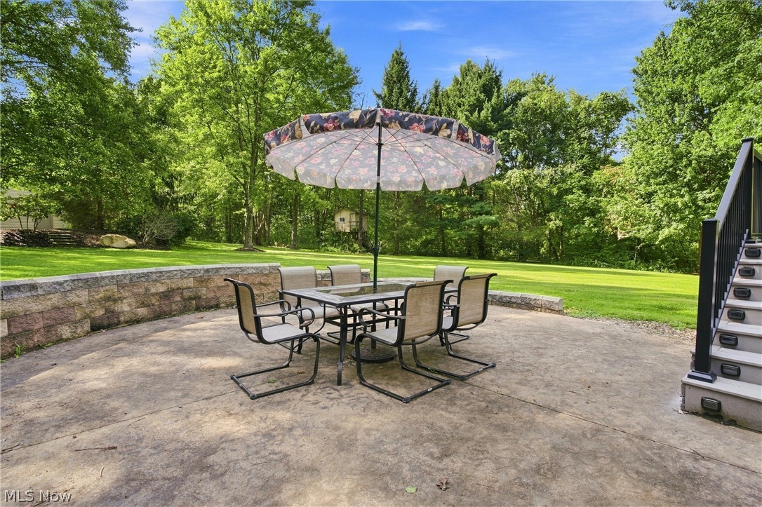 11089 Carriage Hill Drive Chagrin Falls OH 44023