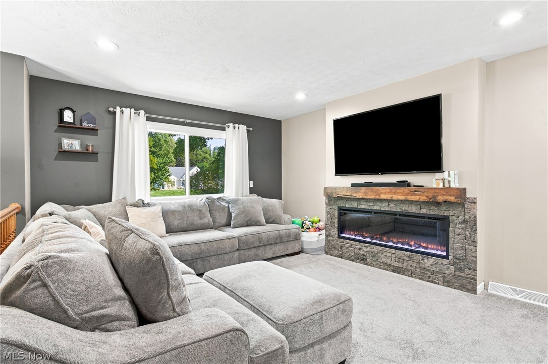 11089 Carriage Hill Drive Chagrin Falls OH 44023