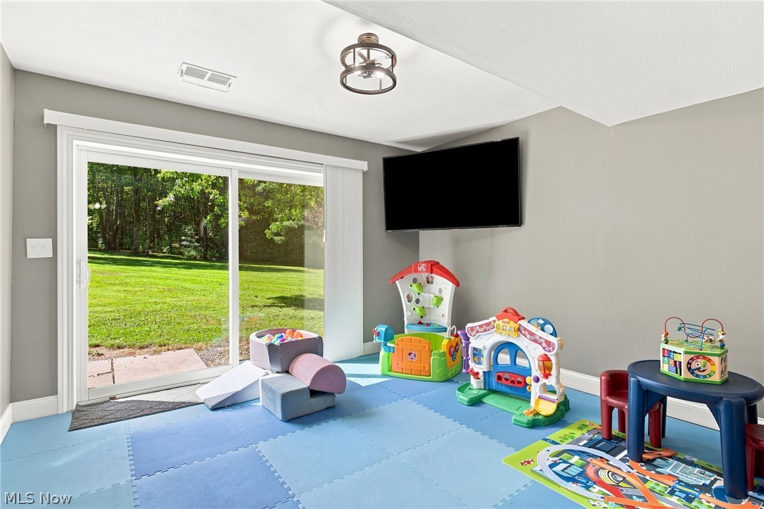 11089 Carriage Hill Drive Chagrin Falls OH 44023