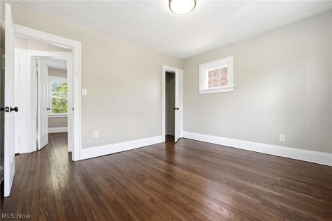 1912 Janette Avenue Cleveland Heights OH 44118
