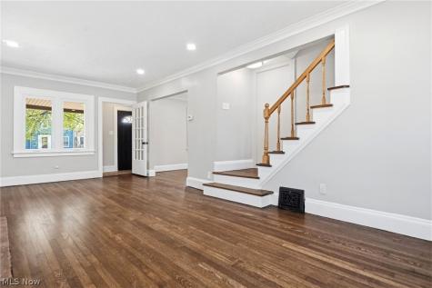 1912 Janette Avenue Cleveland Heights OH 44118
