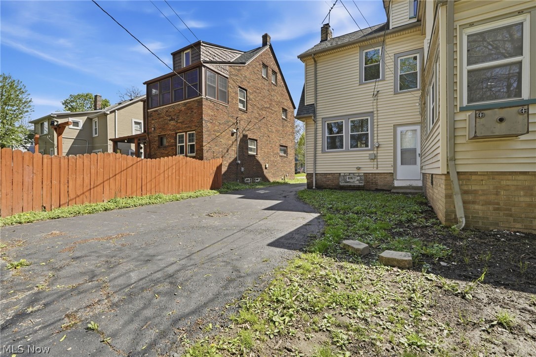 1912 Janette Avenue Cleveland Heights OH 44118