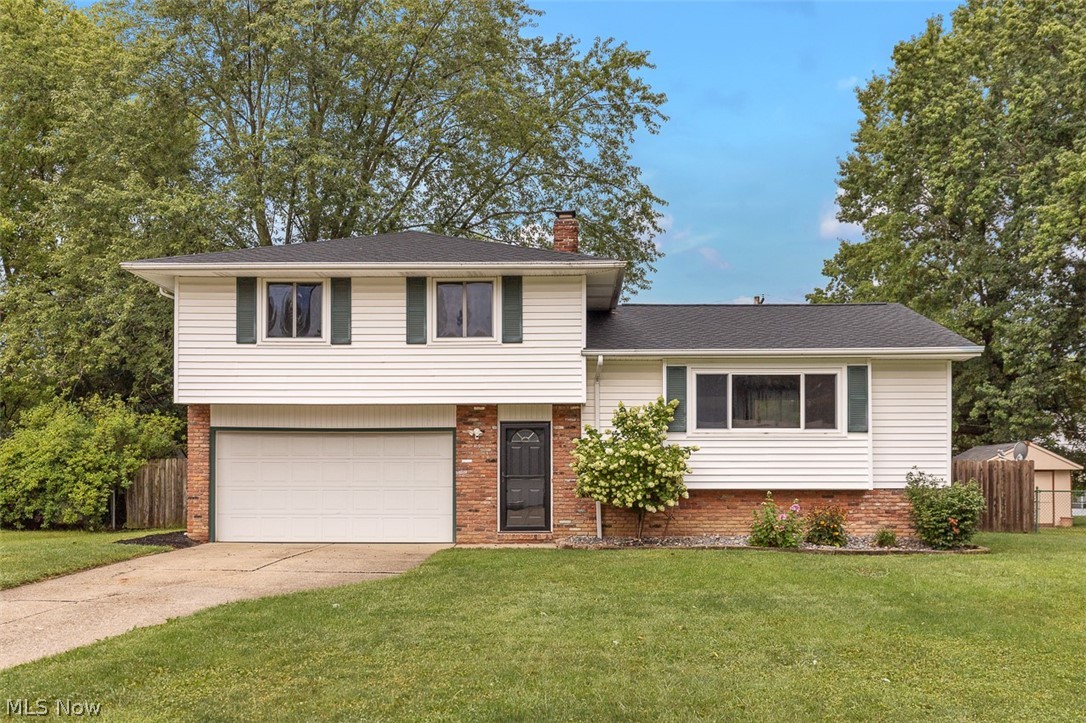 8902 Lincolnshire Boulevard Strongsville OH 44149